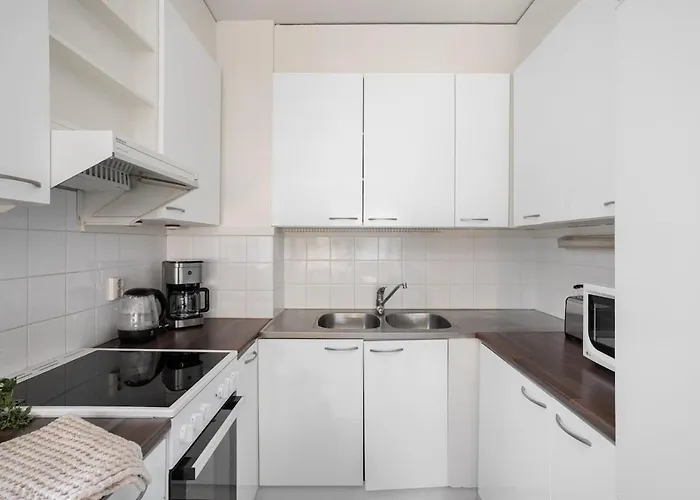 Family Hosted By Hygge Host